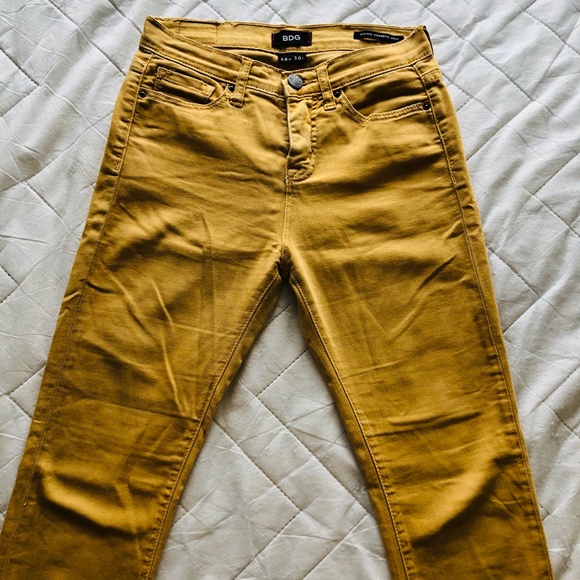 BDG Mustard Denim - Picture 3 of 6